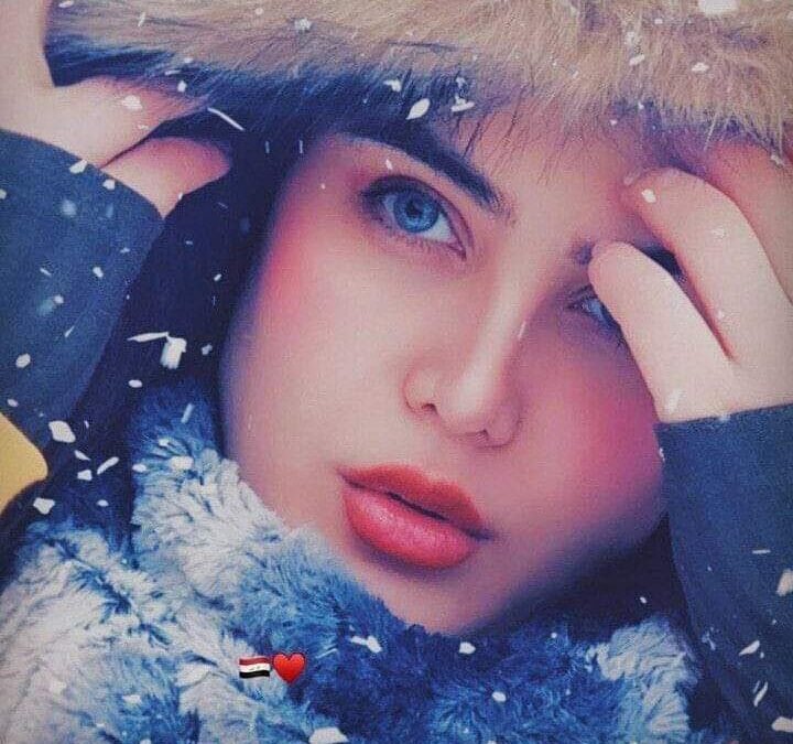 ﮐﺎﺵ ﻭﮦ ﺑﮭﯽ ﺁﮐﮯ ﮐﮩﮧ ﺩﮮ ﻣﯿﮟ ﺑﮭﯽ ﺗﻨﮩﺎ ﮨﻮﮞ , ﺗﯿﺮﮮ ﺑﻦ ﺗﯿﺮﯼ ﻃﺮﺡ